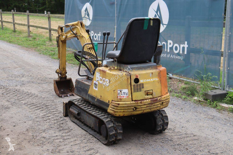 Rýpadlo Komatsu PC03