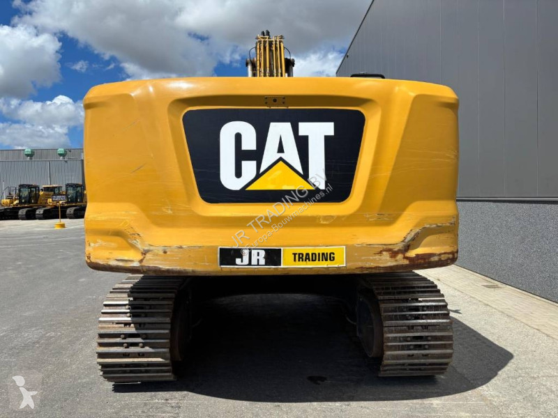 جرافة Caterpillar 330 (Narrow 2.99m)