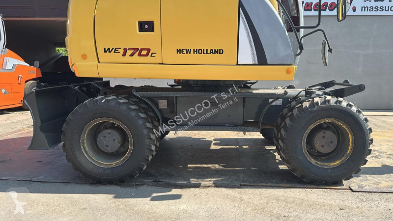 جرافة New Holland WE170C