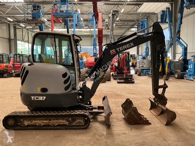 جرافة Terex
