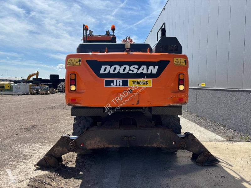 Rýpadlo Doosan W5