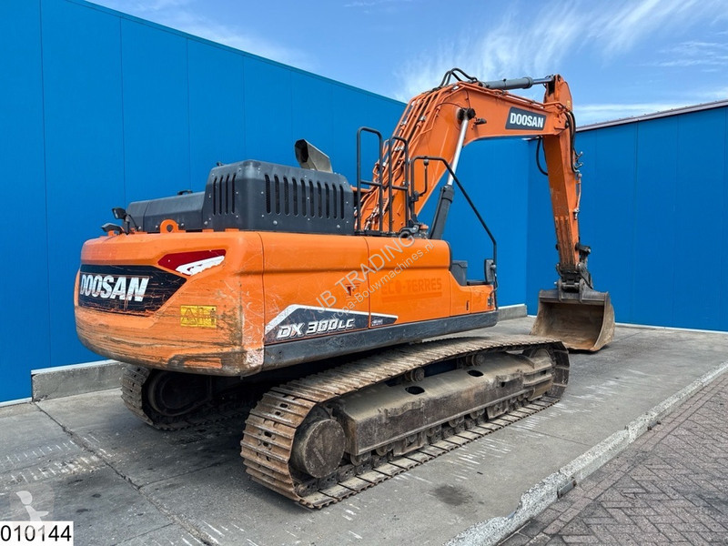 جرافة Doosan 7 202 KW, 7125 Hours