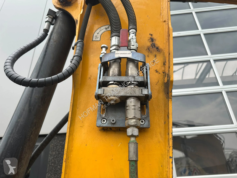 Rýpadlo JCB 67C-1
