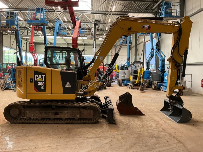 جرافة Caterpillar CR