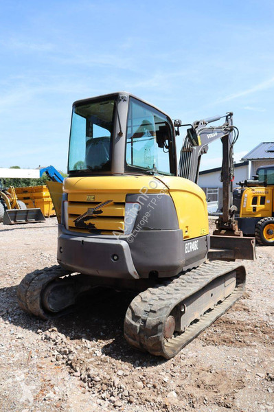 Rýpadlo Volvo ECR48C