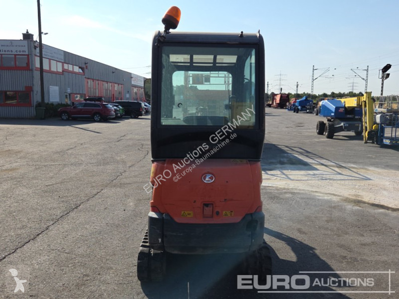جرافة Kubota