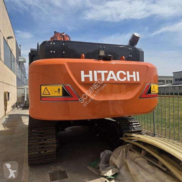 Lopatový nakládač Hitachi LCN7