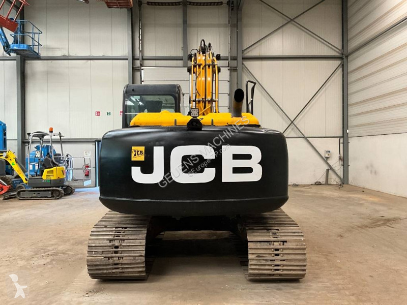 جرافة JCB JS 131 LC
