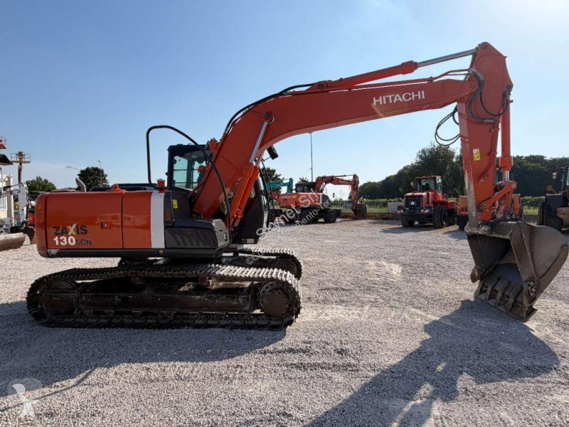 جرافة Hitachi ZAXIS 130LCN