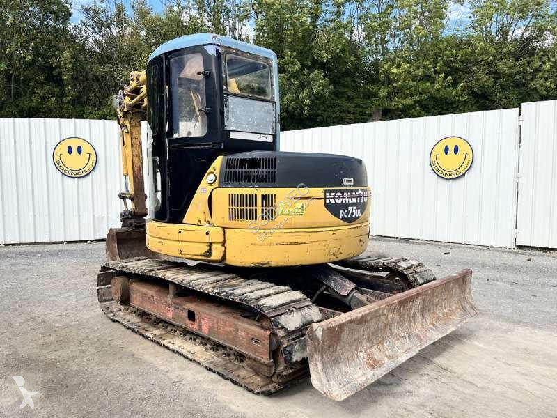 جرافة Komatsu  PC75UU-3