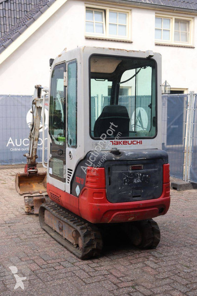 Rýpadlo Takeuchi TB219