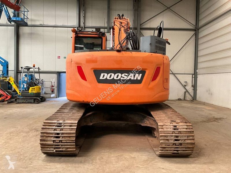 جرافة Doosan LCR5