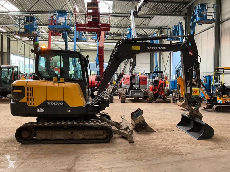 Rýpadlo Volvo EC 60 E