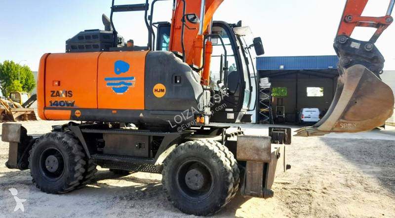 جرافة Hitachi ZX-140W-6