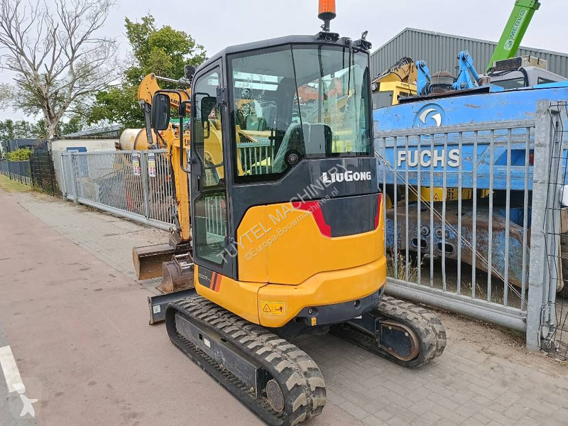 Pelle LiuGong 9027 FZTS 2,7 ton rups...