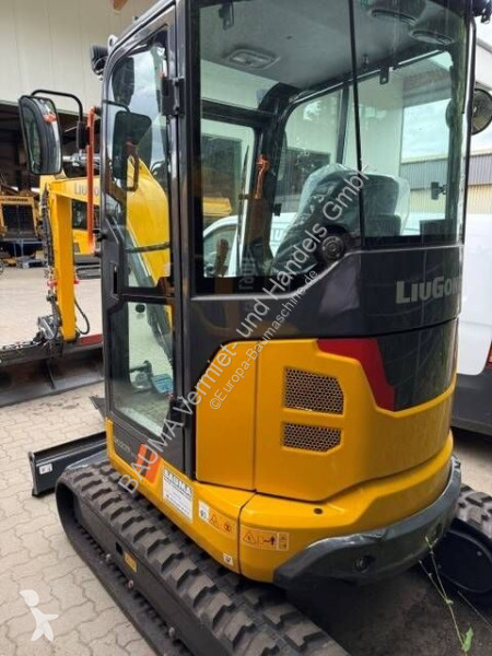 Экскаватор LiuGong 9027 FZTS MIETE / RENTAL...