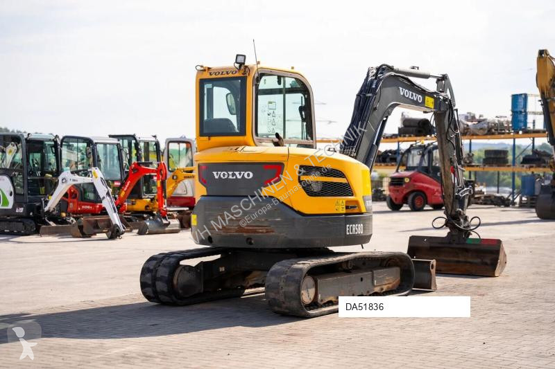 جرافة Volvo D
