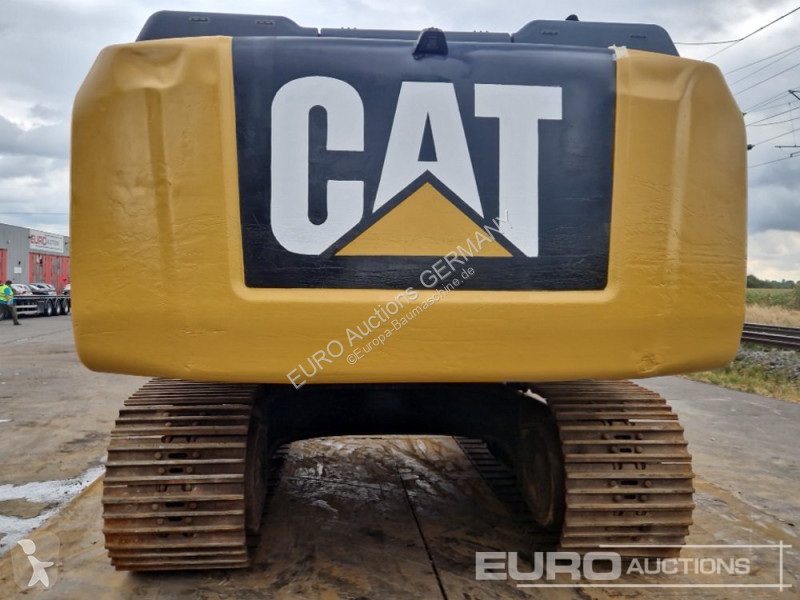 جرافة Caterpillar N