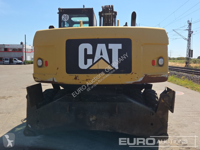 جرافة Caterpillar D