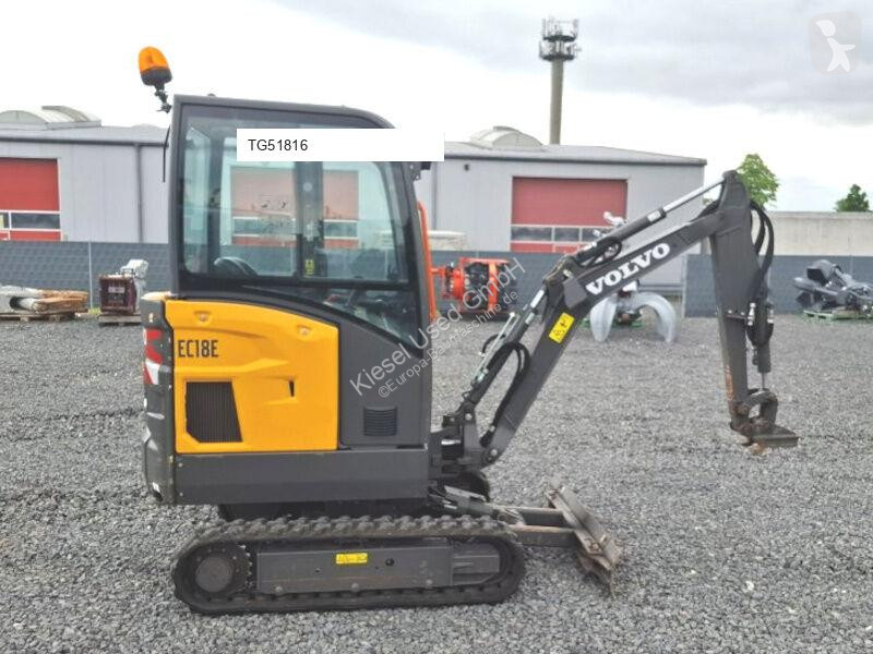 جرافة Volvo EC18E