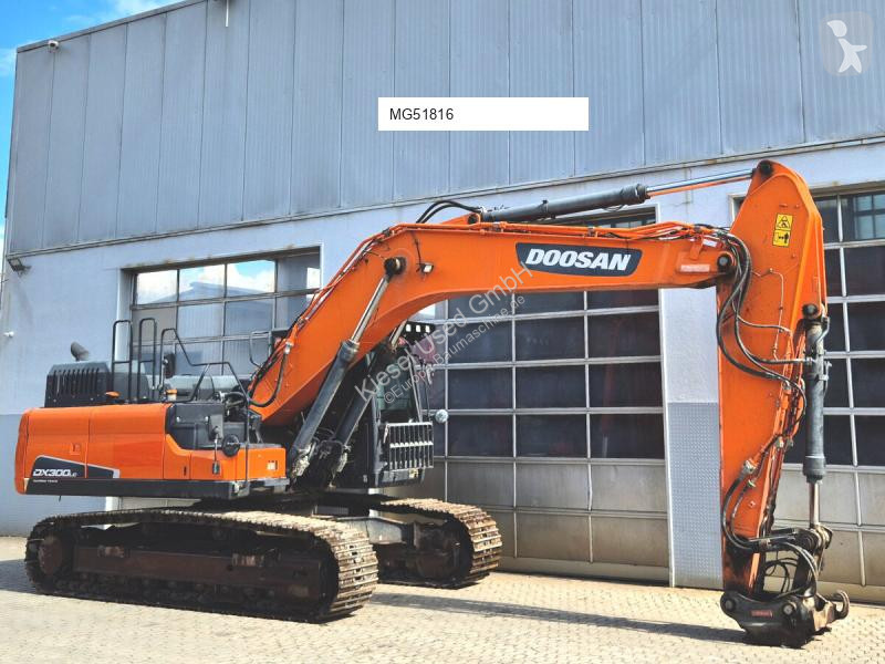 جرافة Doosan 5