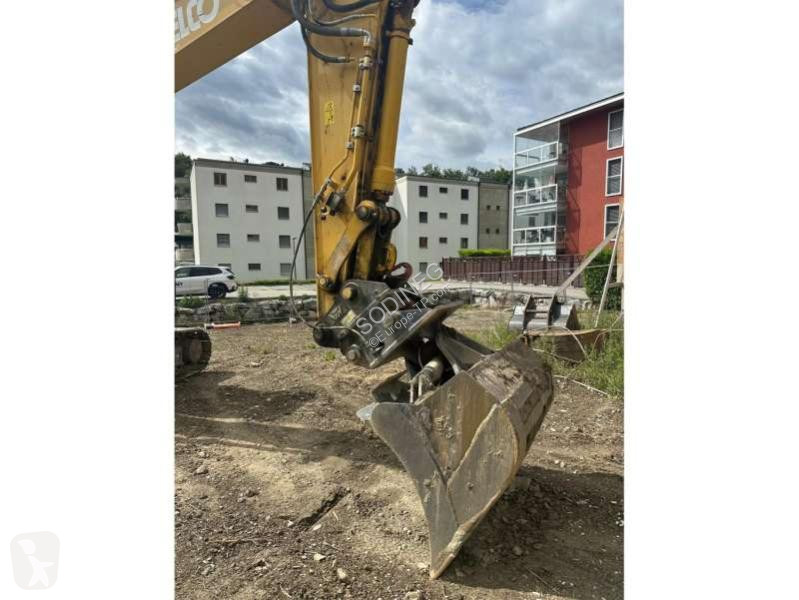 جرافة Kobelco 11