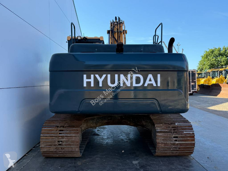 جرافة Hyundai - 360° Camera / Automatic Greasing