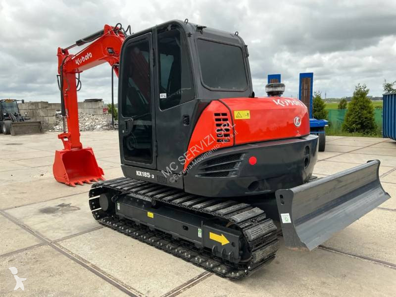 جرافة Kubota KX185-3