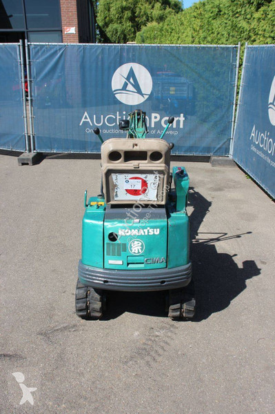جرافة Komatsu