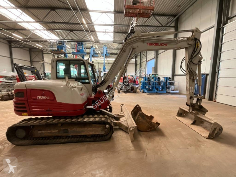 Lopatový nakládač Takeuchi 2902