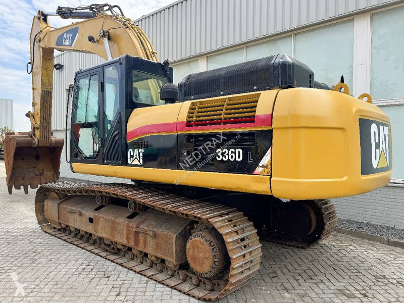 Escavatore Caterpillar L