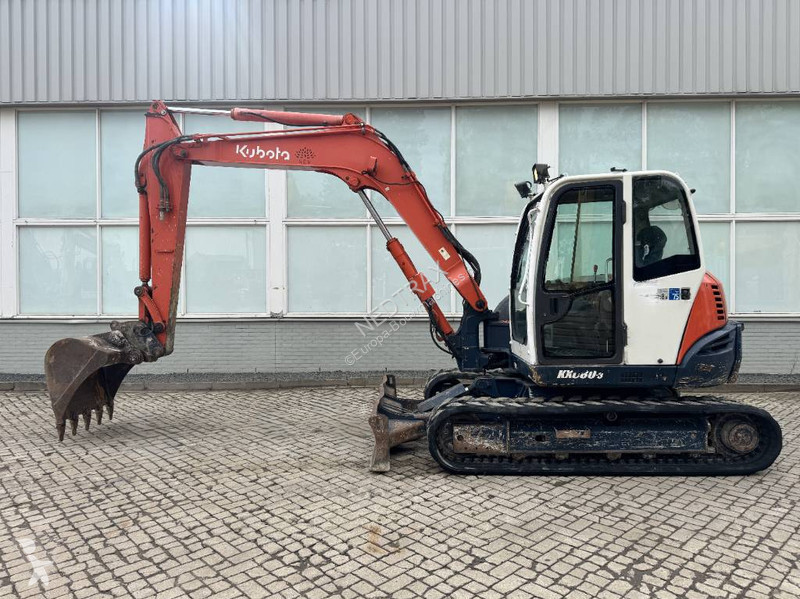 Lopatový nakládač Kubota 0803