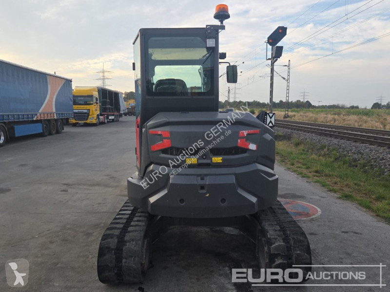 Багер Volvo ECR50F