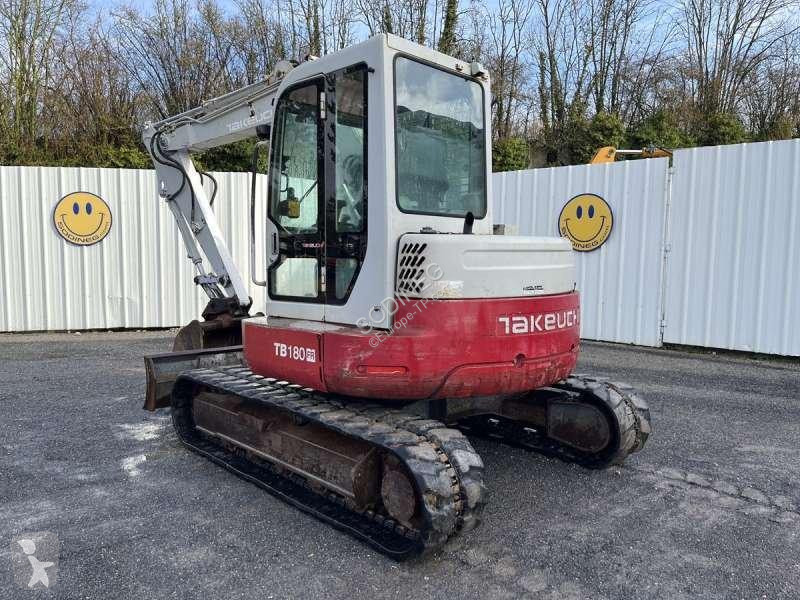 Lopatový nakládač Takeuchi