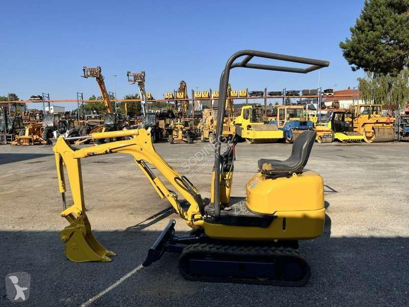 جرافة Komatsu  PC09-1