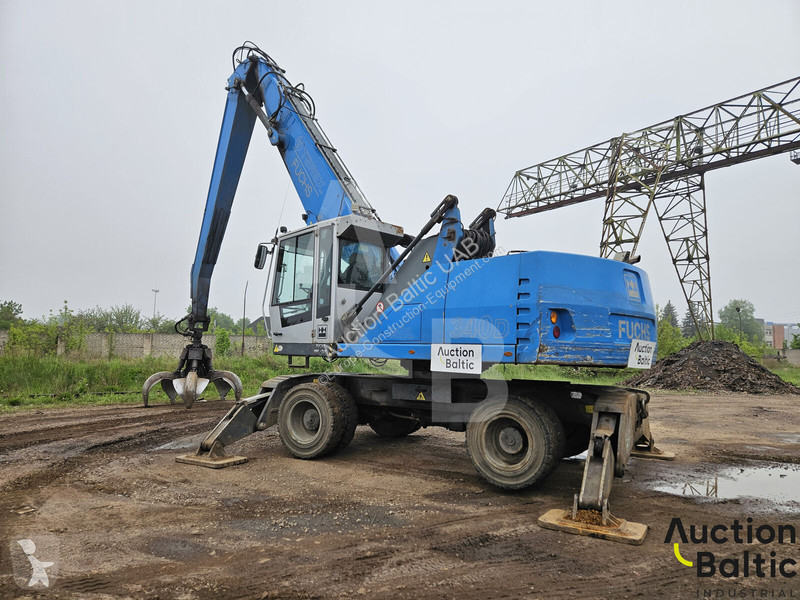 Excavator Terex