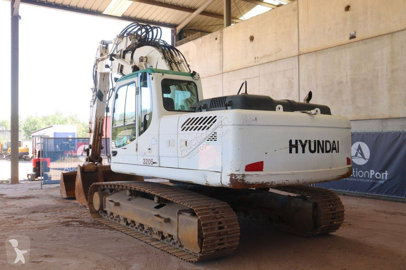 Excavator Hyundai Robex 210LC9
