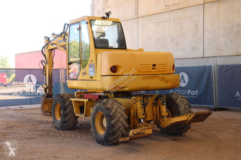 Komatsu 110R excavator