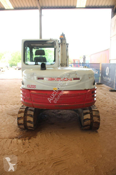 Excavator Takeuchi TB285