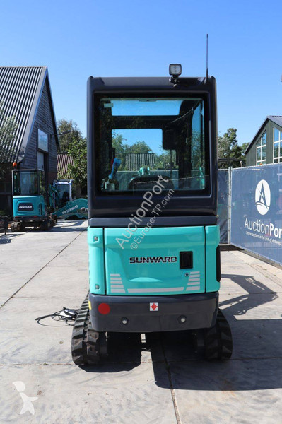 Экскаватор Sunward SWE 20FED