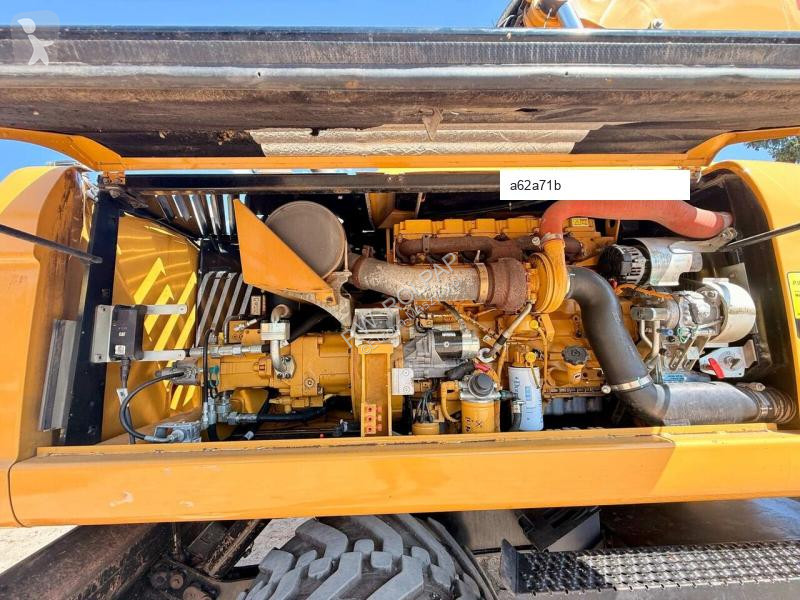 Excavator Caterpillar F