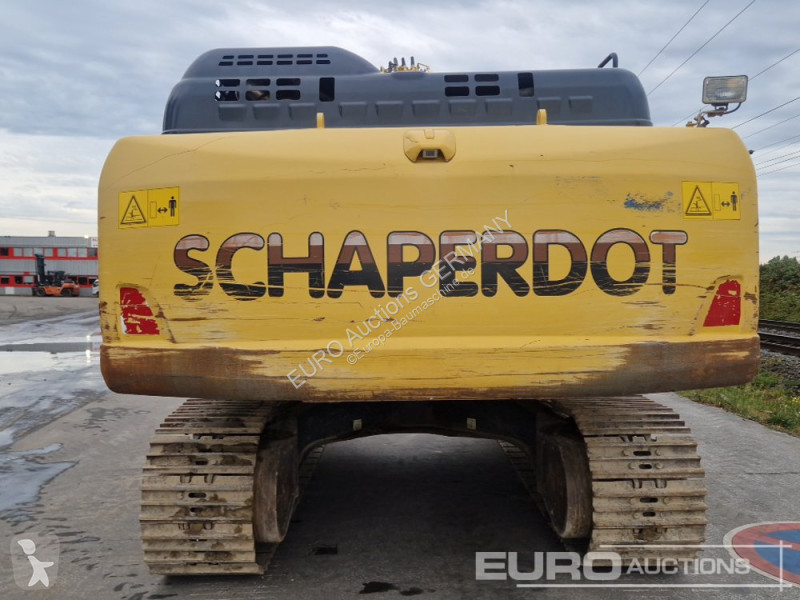 Lopatový nakládač Komatsu NLC-11