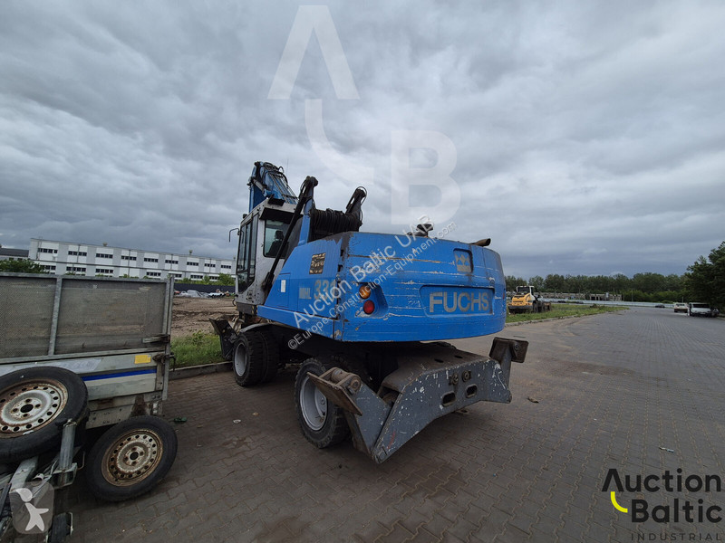 Excavator Terex
