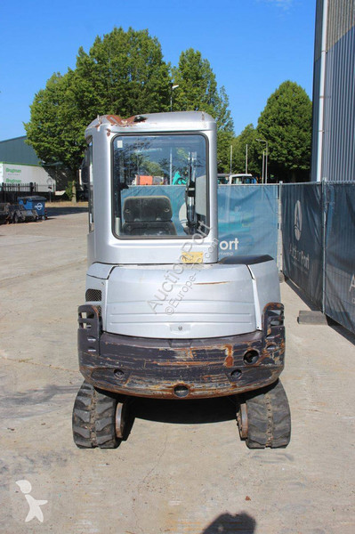 Excavadora Kubota α2