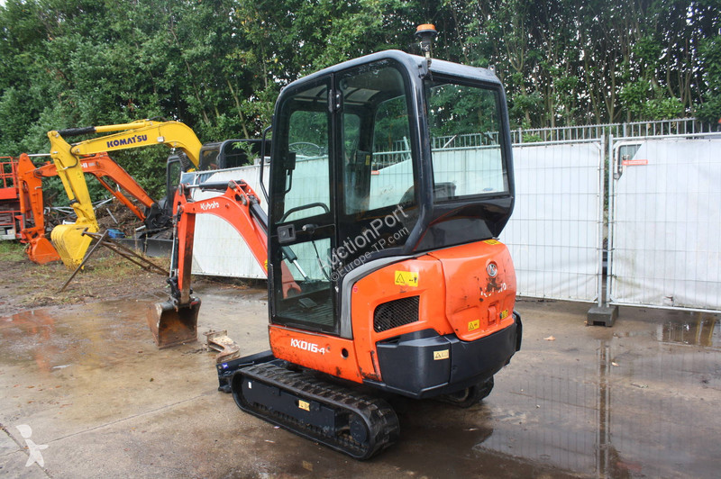 Багер Kubota