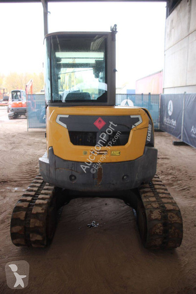 Excavadora Volvo ECR50D