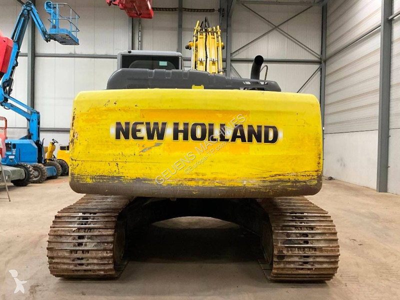 Excavadora New Holland