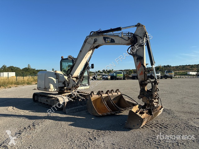 Escavadora Caterpillar 308E2