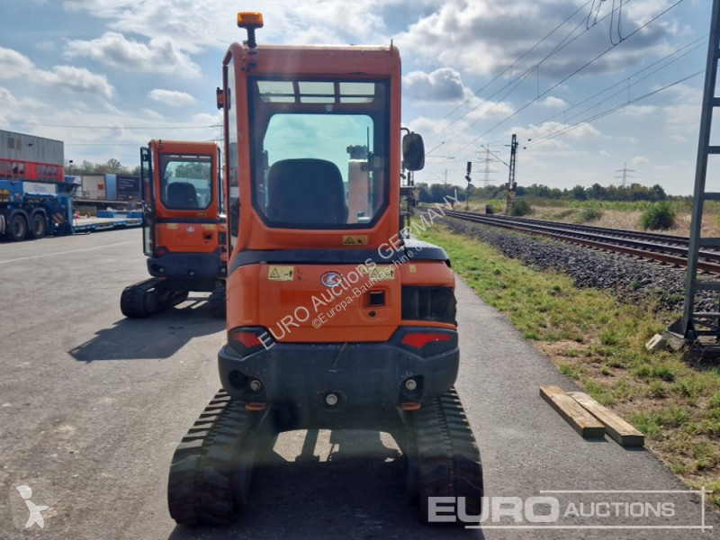 Багер Kubota U274