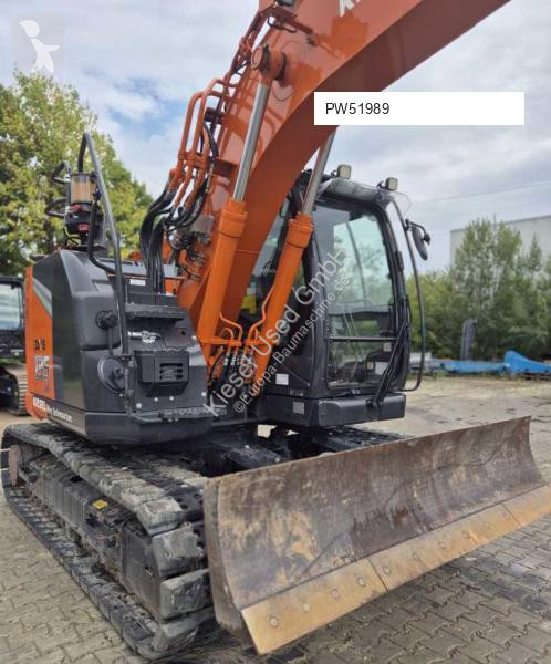 Pelle Hitachi 7